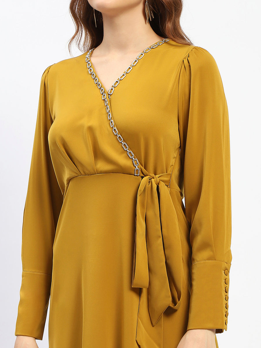 Madame Empire Waist Chain Accented Mustard Midi Dress